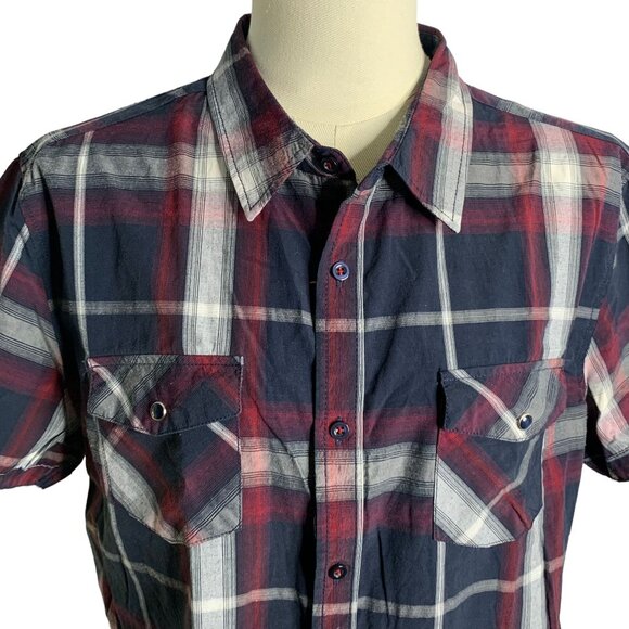 Eighty Eight Button Up Short Sleeve Shirt XL Red Blue Plaid Pockets Collared - Picture 2 of 6
